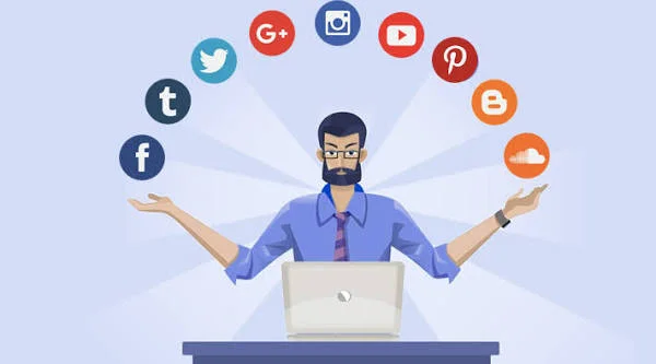 What Is a Social Media Manager
